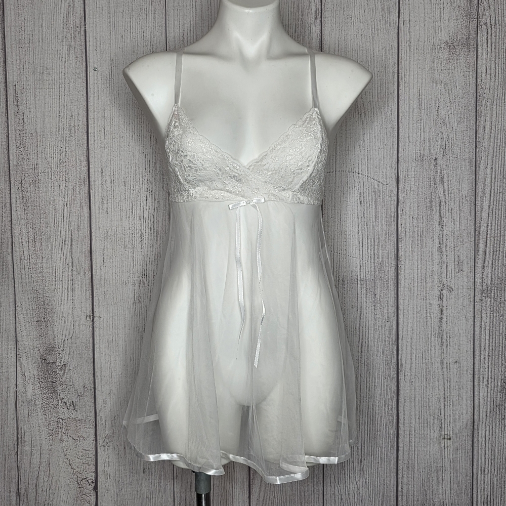 VTG Petra Fashions White Sheer & Lace Empire Waist Slip Dress Lingerie Sz Medium